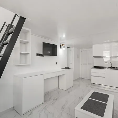 Vima Lofts Lejlighedshotel